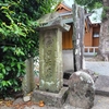 寳満宮（一ツ木神社）の境内にまつられる庚申塔　福岡県朝倉市一木