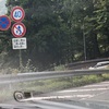 違和感ある標識のある道路