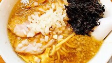 燕三条系ラーメンが食べられる新潟市で人気のラーメン店 東区らーめん磁魂