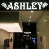 ボーリングの後はワインビュッフェ「ASHLEY」 で会食