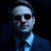 チャーリー・コックスはシー・ハルクからデアデビルへと繋がらないと明かす。