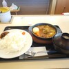 松屋で「チキンとごろっと野菜のスープカレー」を食べた        