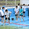 水泳部　プール掃除を実施しました