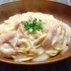 お昼はクリームパスタ