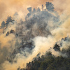 カナダの山火事の煙が太陽を遮り、ソーラーパネルの発電量が50％減少することが判明