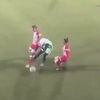 【動画】イスラム女子サッカー選手「ﾄﾞﾘﾌﾞﾙｼｭﾊﾞﾊﾞﾊﾞ」　ヒジャブ取れた　←これ