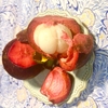 ほろ苦い春菊と豚バラの炒め物　甘いマンゴスチン