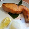 焼き鮭定食考