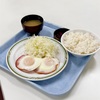横浜市中区本牧ふ頭の「波止場食堂 B-7店」で玉子定食