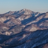 鳳来山山頂より丁岳を望む