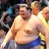 「横綱大の里、引くクセが弱点」批判も…波乱の大相撲、元大関・魁皇は“異論”「大の里はたった2年。それまで大学生だったんだから」 