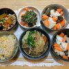 トウモロコシごはん(新規作成)。 カボチャ煮。寄せ鍋 (11日目)。無農薬人参10kg届く。