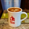 築地の「Turret Coffee」でトールラテ、バニラソイラテ。