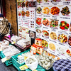 露店の老女