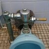 名古屋市千種区　トイレ　大便器　水漏れ　フラッシュバルブ交換