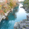 厳美渓の紅葉と郭公屋（かっこうや）の空飛ぶ団子！！