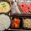 「肉匠みちば "和牛イチボ・和牛ヒウチ合盛り定食(なくなり次第、終了の週末ランチ限定)&花咲特上タン"」松戸店(キテミテマツドB1F)