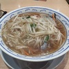 野菜たっぷりの熱々の餡と一緒にすするラーメンってサイコーかよっ！！一品香のサンマーメン940円に満たされました！！