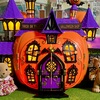 完成間近のハロウィーンワゴンを眺める