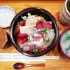 東神奈川の人気店【鮨むらさき】で新鮮ちらし寿司