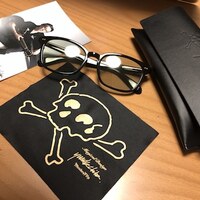 浅井健一がブランキージェットシティ時代に着てそうなベルベットの