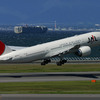  JL JA711J B777-200(ER)