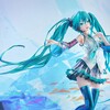 魅力的なデザインと圧倒的なスケール感：初音ミク「0x27 Eternal Stream」フィギュアが予約開始