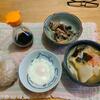 野菜味噌汁。レンチン目玉焼き。いわし水煮缶