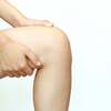 軟骨がすり減る変形性膝関節症が原因の膝痛でも訪問治療が利用できる？