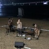 夜の帷と波音と君の歌声