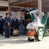 チイキ、セカイ、ウチュウ、壮大な世界観を体現する、福井県若狭地域の王の舞。彌美神社にて