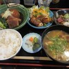 「おいしい台所12か月」、梅しそチーズ巻きフライ、海鮮納豆などが付いた、熱旨！！ぶり大根定食