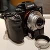 【オールドレンズ】MFレンズでAF撮影できるTECHART LM-EA7が便利【α7II、summaron 3.5cm、M-ROKKOR 40mm】 - 伊藤浩一のモバイルライフ応援団