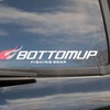 【ボトムアップ】車などに貼れる「BOTTOMUP カッティングステッカー」発売開始！