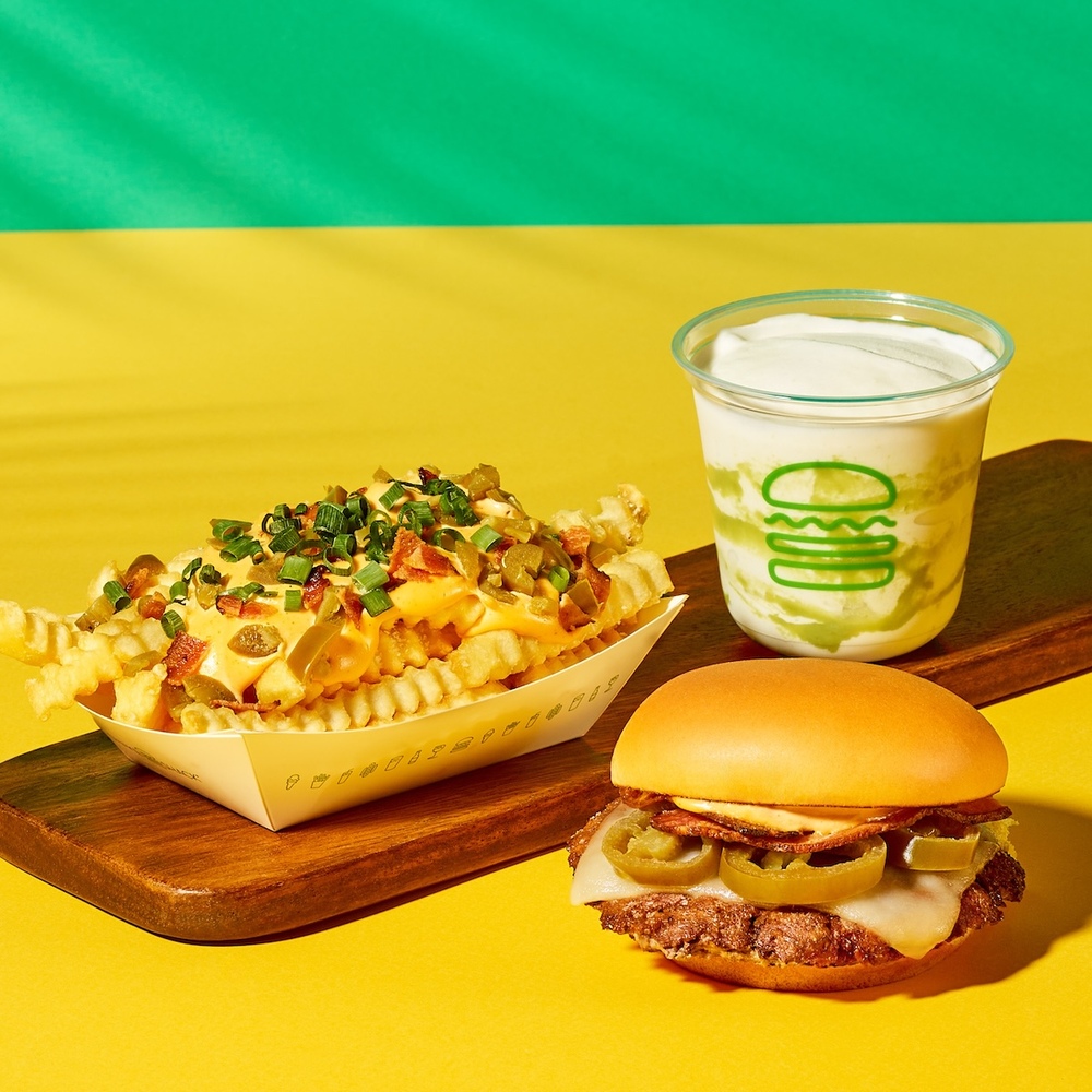 Shake Shack®（シェイク シャック）、「ハラペーニョチェダーバーガー」「アボカドシェイク」期間限定で登場