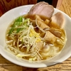 【今週のラーメン５４１５】中華そば べぃしっく（東京・三鷹駅北口）醤油中華そば 肉海老ワンタン　〜サディスティックなロケーションと営業時間帯！それでも客を寄せつける魔力？知る人ぞ知る間借り営業朝ラーメン！