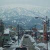 道路の雪は消えてます