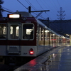 早朝の東青山駅