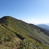 晩秋ドピーカンの平標山ハイク