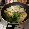 アヒージョの残りオイルで野菜を煮る！
