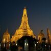 バンコクのインスタ映えスポットその３　ワット・アルン（Wat Arun）尖塔のライトアップは美しかった