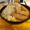 【レビュー】ラーメン 豚嵐｜直系譲りの骨太二郎系を“やさしい接客”で
