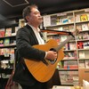 MUSIC〜「酒場のギター弾き　忘年会 DE 流し」 in 「神保町ブックカフェ「二十世紀」」