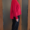 真っ赤なタートルニットは色と素材を妥協せず選ぼう！希少なタスマニアウール100％＆国内製造のセーター