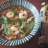 湯葉あんかけ蕎麦（柄木田製粉『信州 黒い太切り蕎麦』）