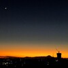 夕焼けと三日月と富士山