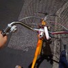 自転車を押して…