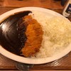 とんから亭の黒コクカレー