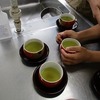 ５年生が「お茶実習」を行いました。