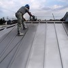 鋼板屋根用長期保護防食塗料で屋根のメンテナンス　 高耐久　亜鉛鉄板・カラートタン屋根の塗装